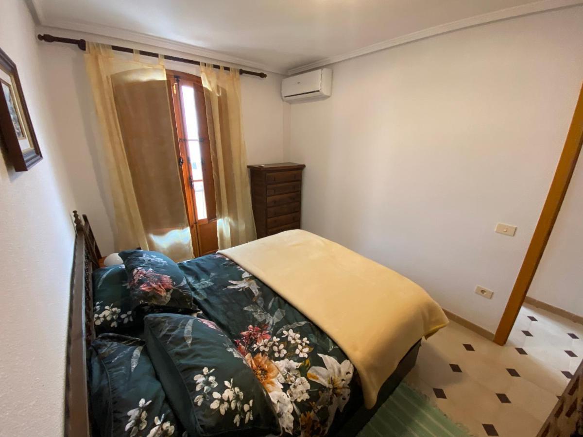 Orihuela Costa 2-Bedroom 1-Bath Renovated Vacation Rental On La Zenia Beach Bagian luar foto