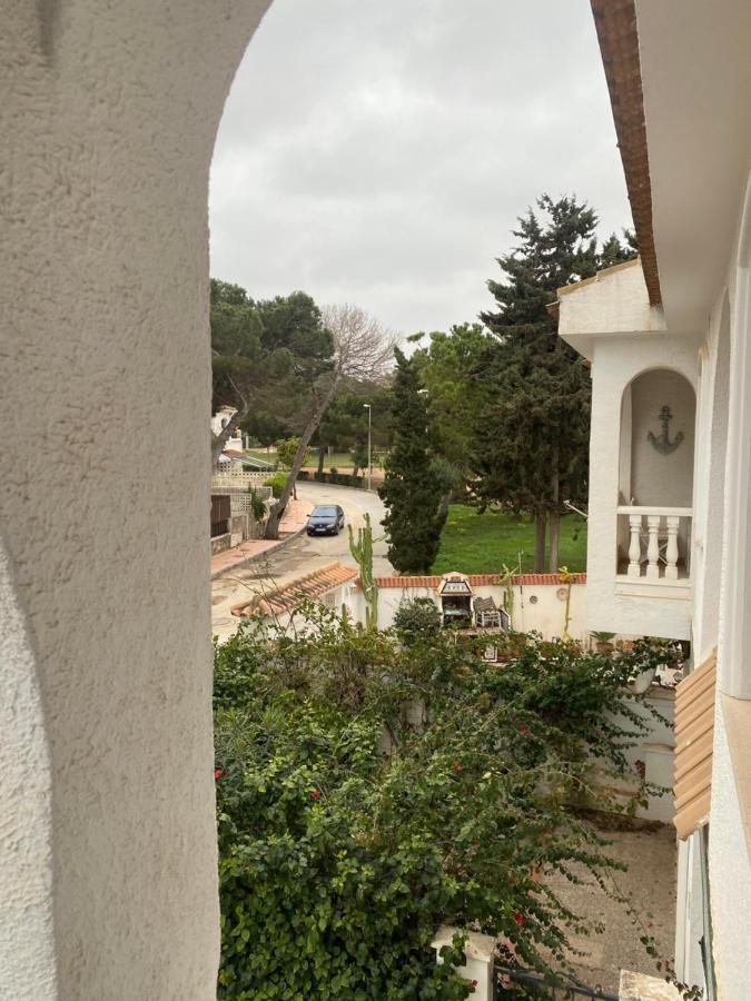 Orihuela Costa 2-Bedroom 1-Bath Renovated Vacation Rental On La Zenia Beach Bagian luar foto