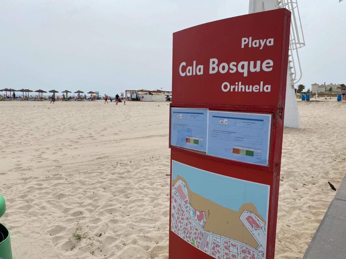 Orihuela Costa 2-Bedroom 1-Bath Renovated Vacation Rental On La Zenia Beach Bagian luar foto