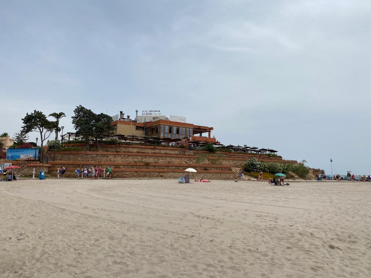 Orihuela Costa 2-Bedroom 1-Bath Renovated Vacation Rental On La Zenia Beach Bagian luar foto